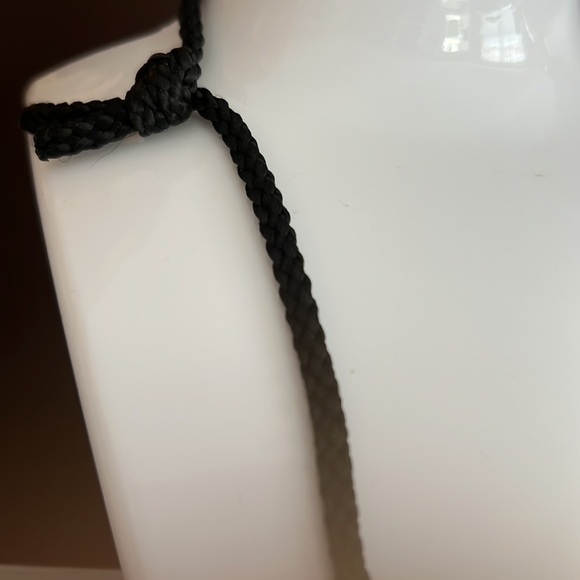 Vintage Cross pendent with adjustable thick rope chain. - Picture 3 of 4